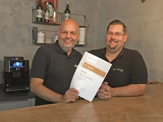 Joerg Hoefler Computer Lessons WEB